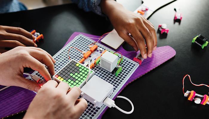 Circuits, Coding and Engineering Design for Grades 3-6